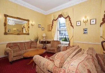 Lynams Hotel Dublin