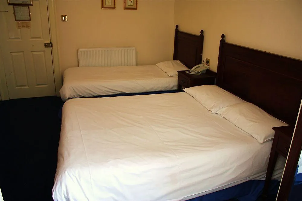 Lynams Hotel Dublin