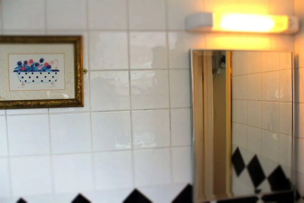 **  Lynams Hotel Dublin Irland