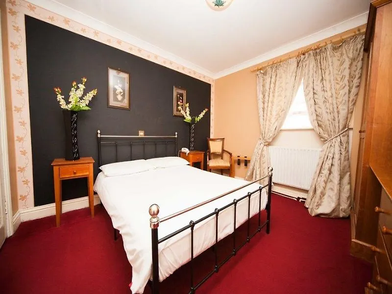 Lynams Hotel Dublin